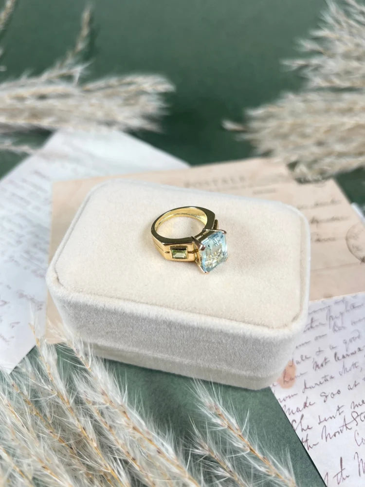 Vintage 18 Carat Gold Aquamarine And Peridot Cocktail Ring