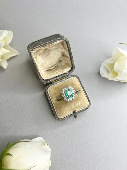 Preloved Vintage 1980s Emerald and Diamond Cluster Ring