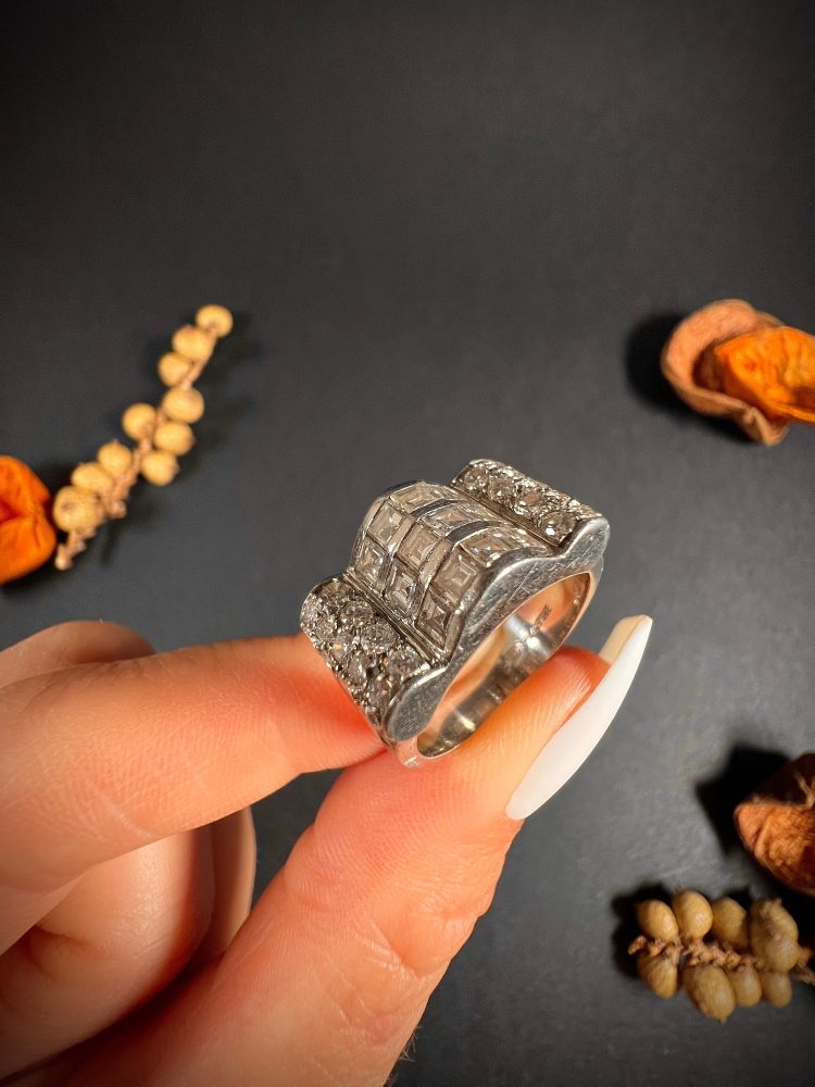 Vintage 1940s Diamond Tank Cocktail Ring