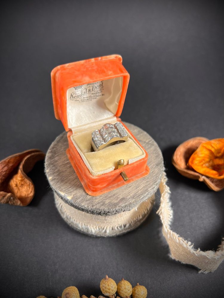 Vintage 1940s Diamond Tank Cocktail Ring