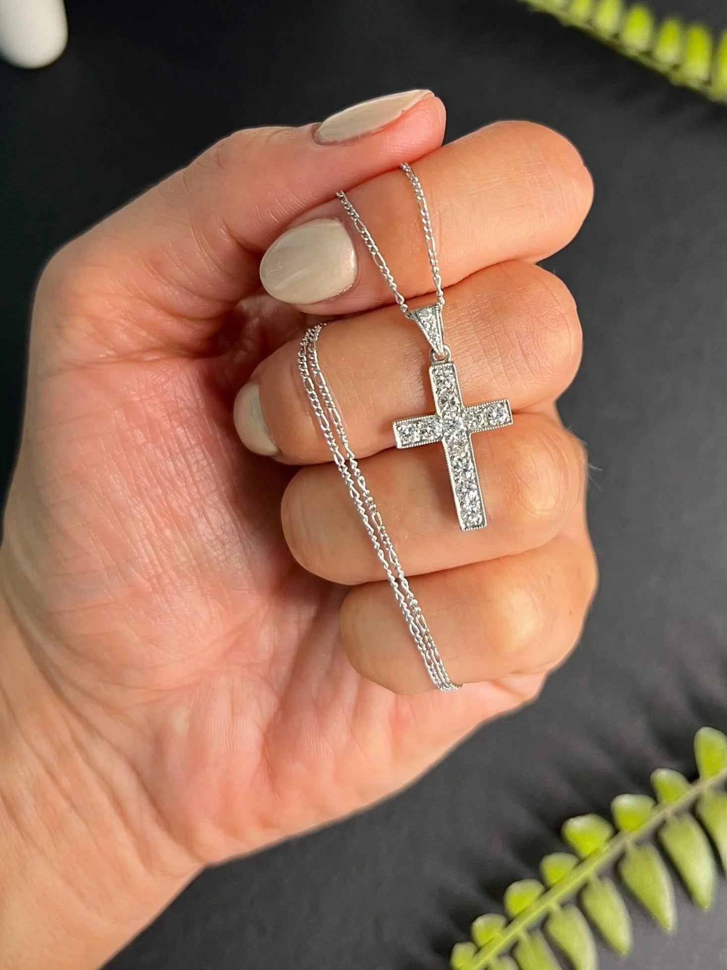 Preloved Platinum and Diamond Cross Pendant, 1.00 Carat