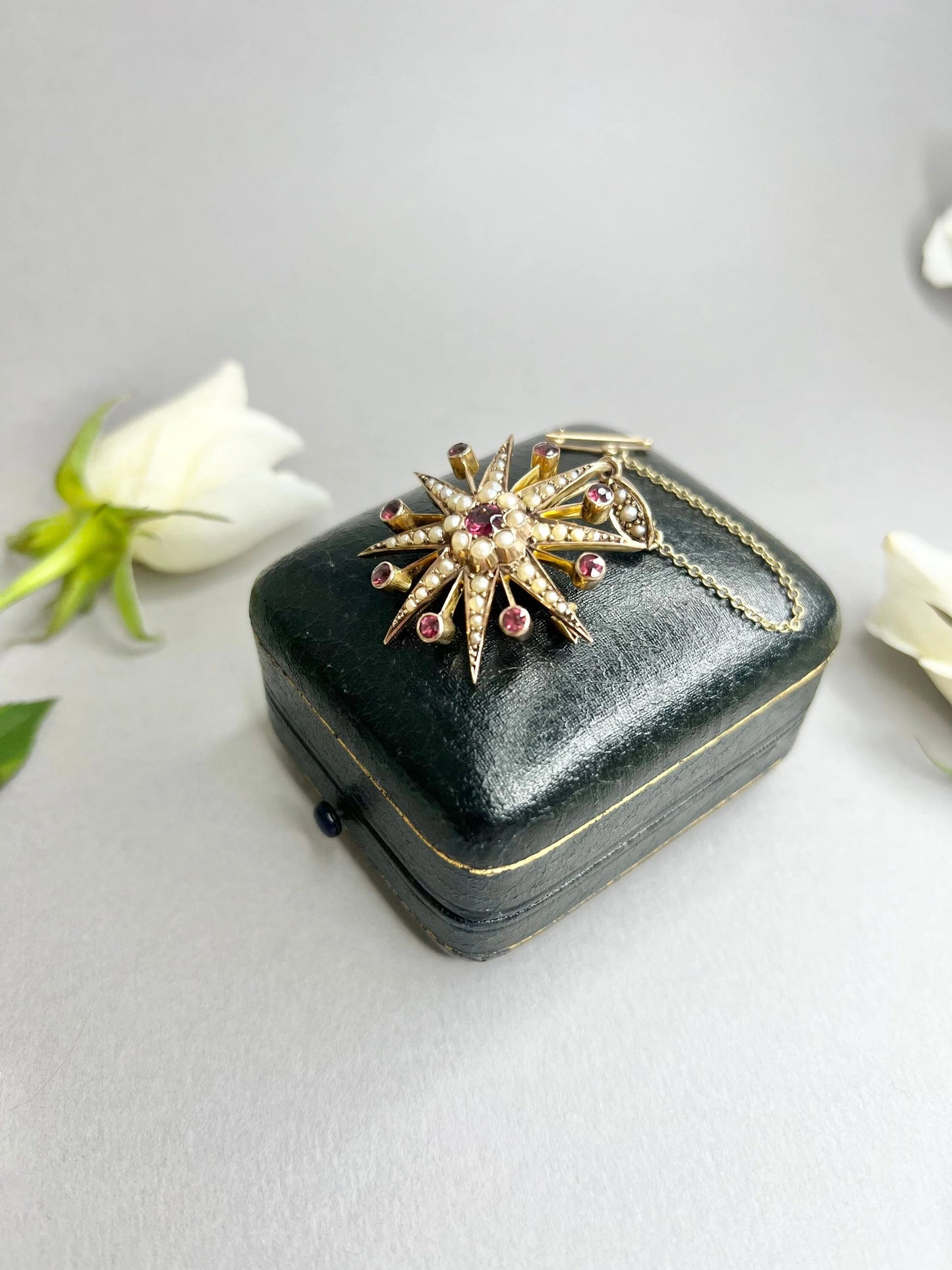 Antique 9ct Rose Gold, Edwardian Garnet & Pearl Star Brooch/Pendant