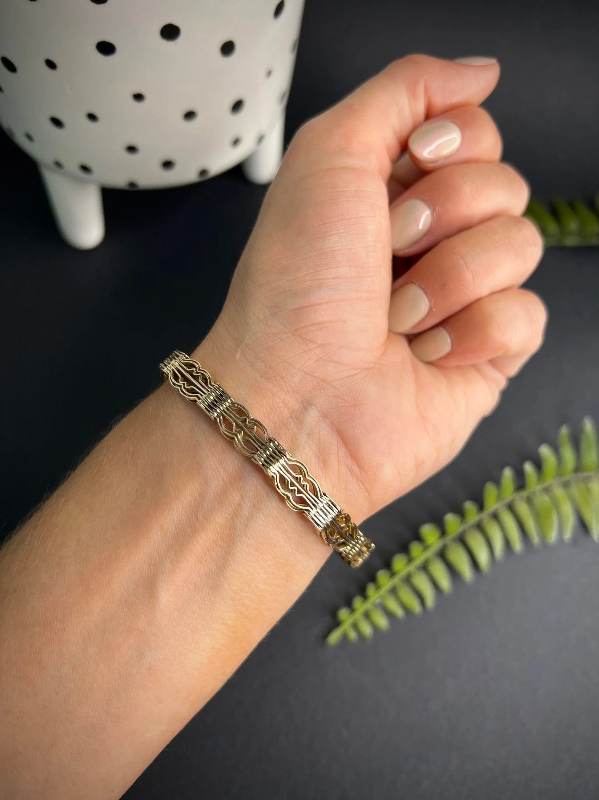 Vintage 9 Carat Rose Gold Gate Bracelet with Heart Padlock, Circa 1970