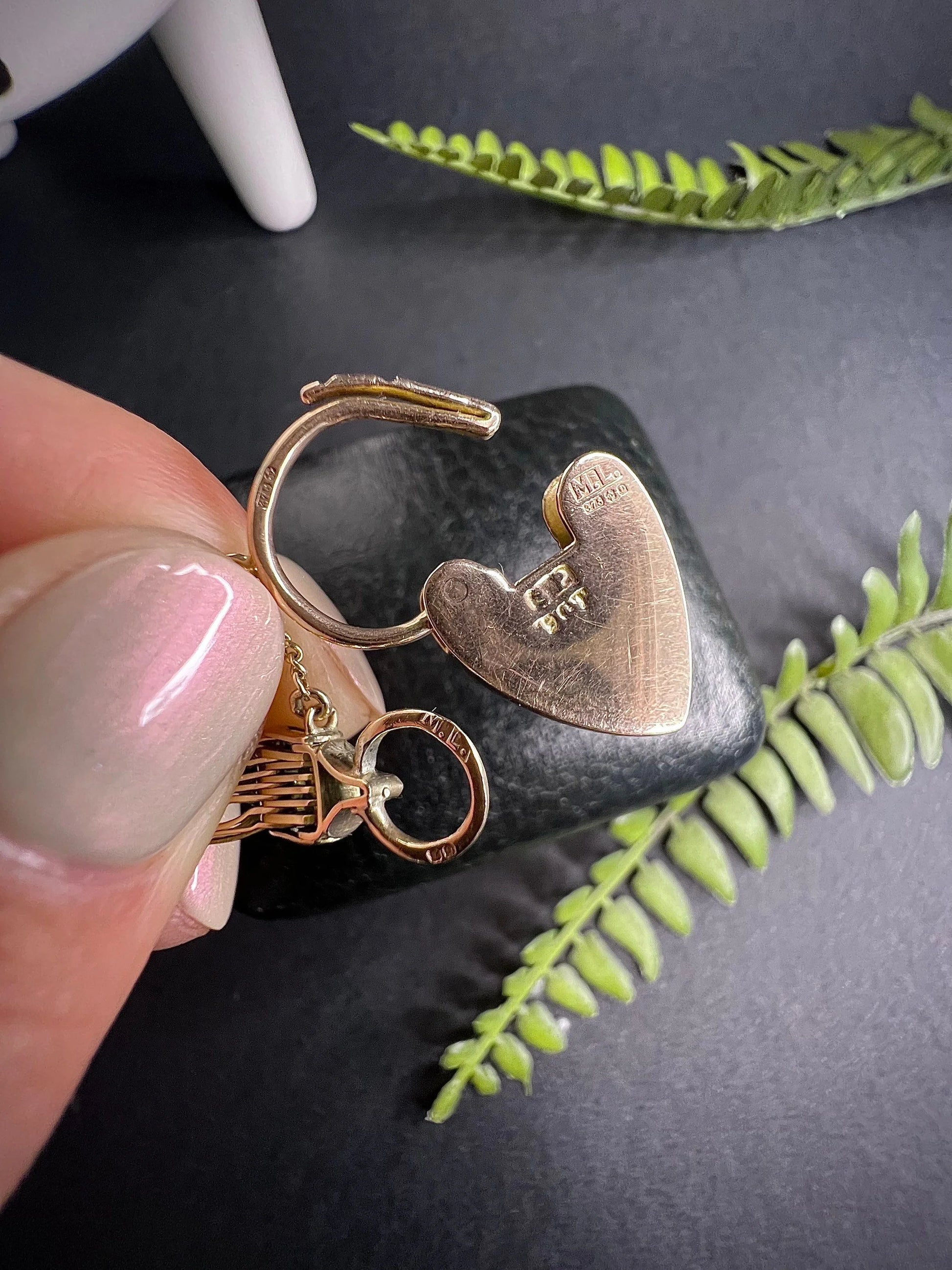 Vintage 9 Carat Rose Gold Gate Bracelet with Heart Padlock, Circa 1970