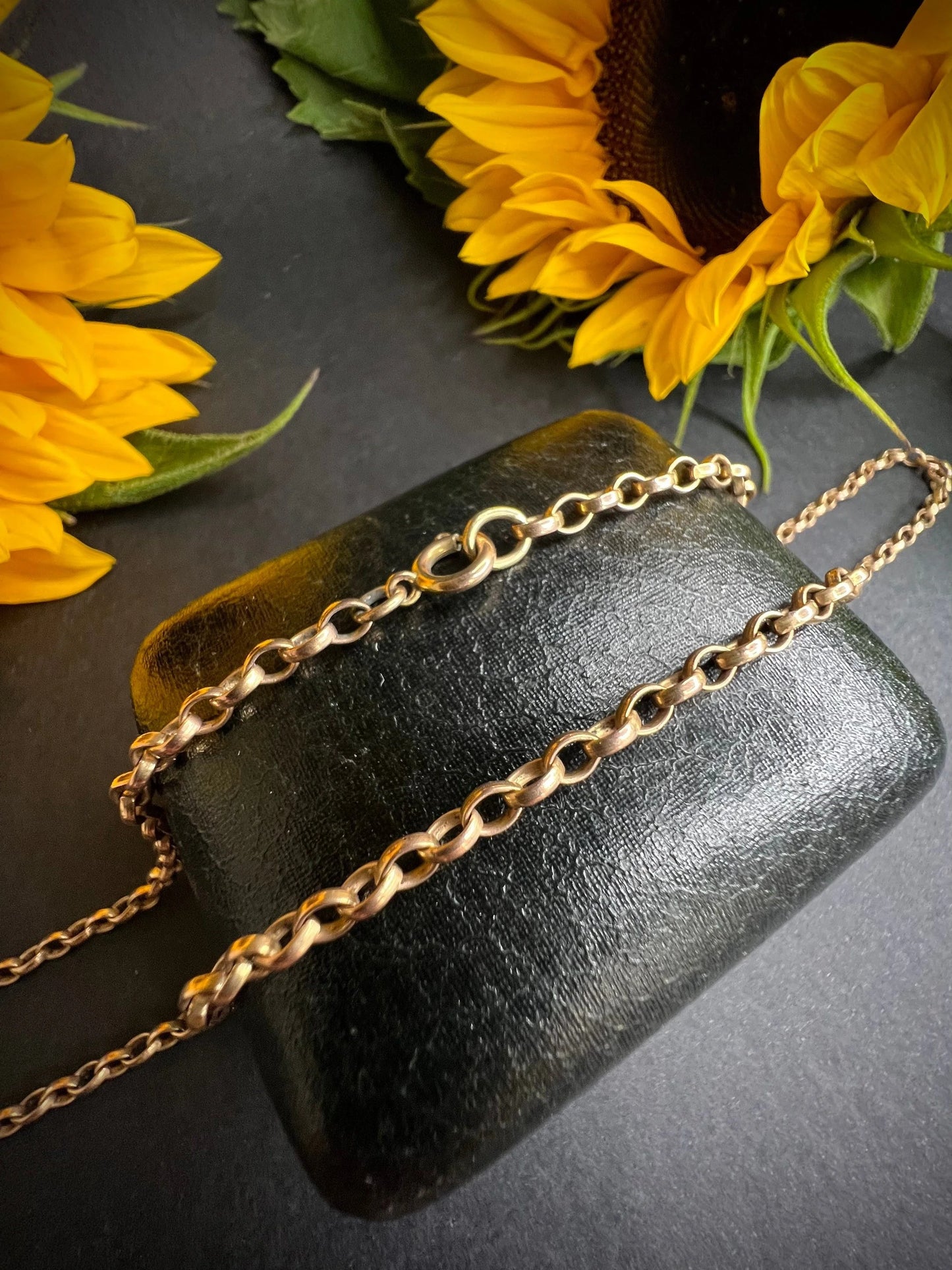 Vintage 9 ct Rose Gold, 1970's 22 3/4 Inch Oval Belcher Link Chain