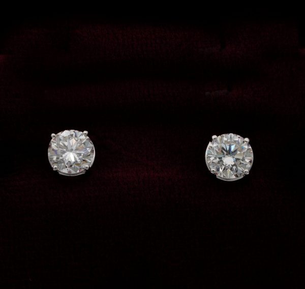 1.65ct Round Brilliant Cut Diamond Stud Earrings, IGN Certified