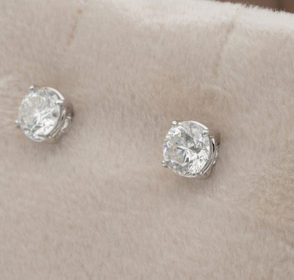 1.65ct Round Brilliant Cut Diamond Stud Earrings, IGN Certified