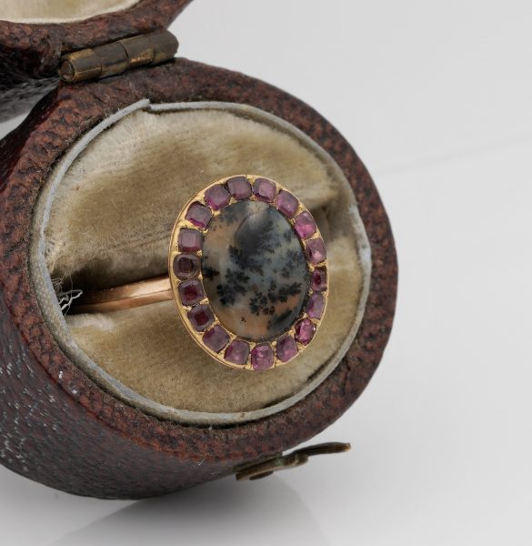 Antique Georgian Dendritic Agate and Garnet Cluster Ring