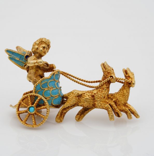Vintage Italian Cherub on a Chariot 18ct Gold Brooch