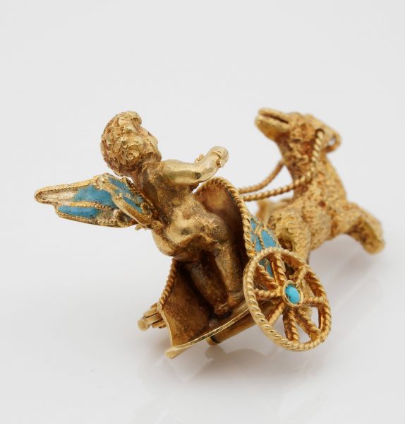 Vintage Italian Cherub on a Chariot 18ct Gold Brooch