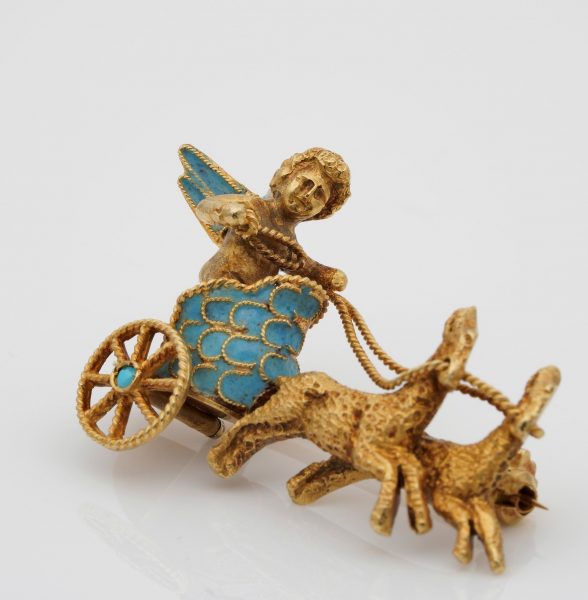 Vintage Italian Cherub on a Chariot 18ct Gold Brooch