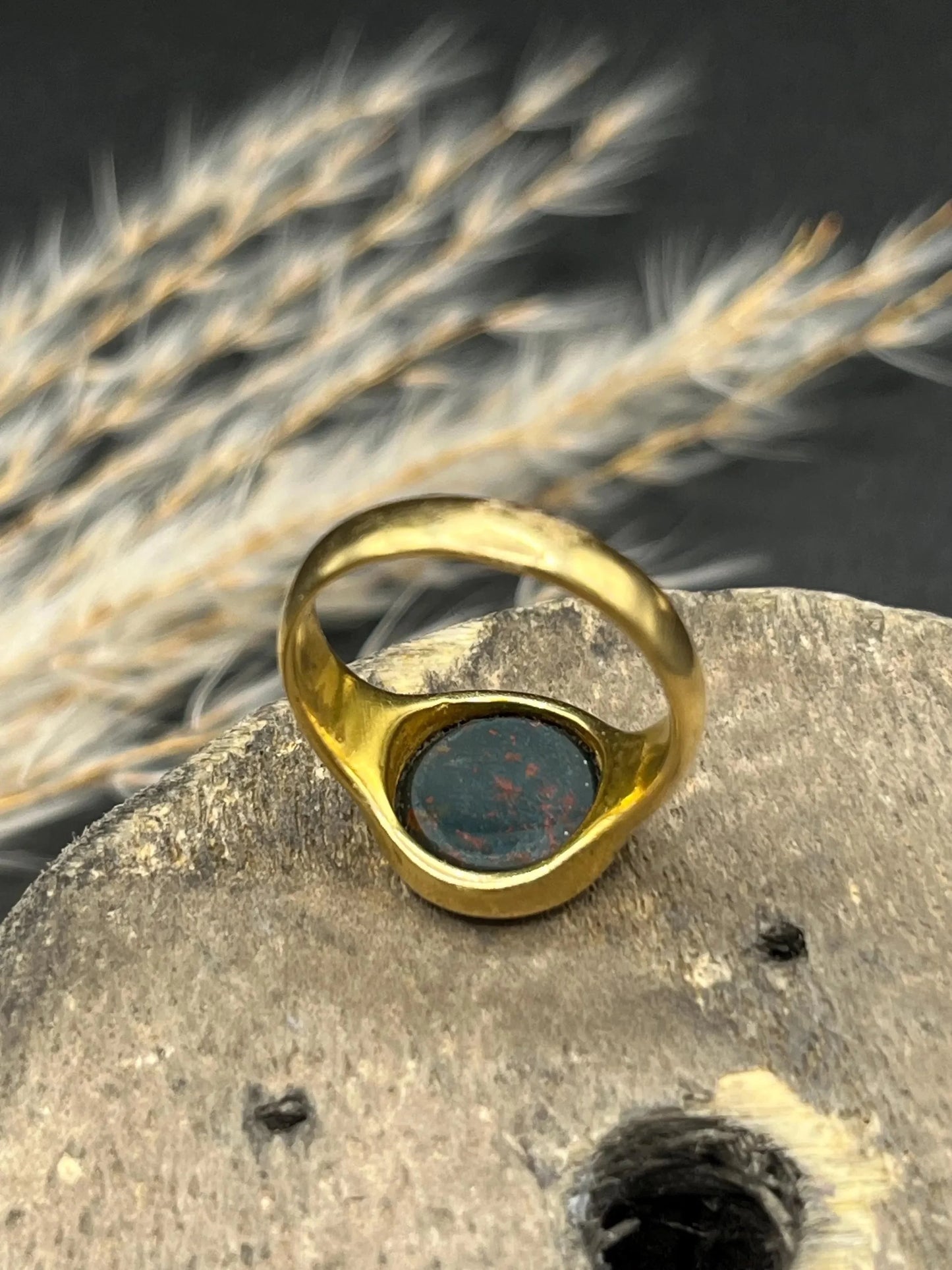 Antique 18 Carat Yellow Gold Bloodstone Signet Ring, Hallmarked Birmingham 1915