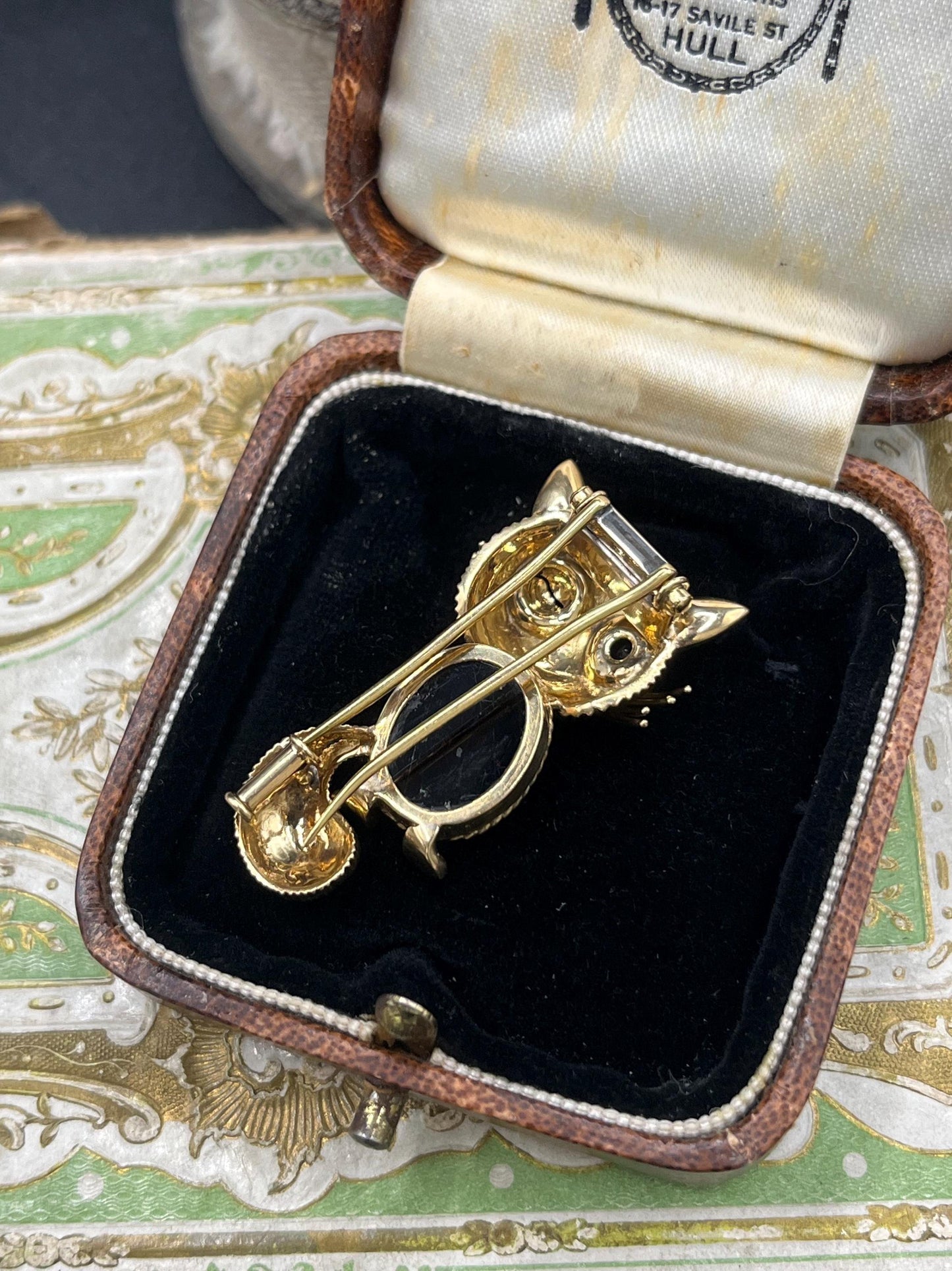 Vintage 14ct Yellow Gold Sapphire and Garnet Cat Brooch, Circa 1970