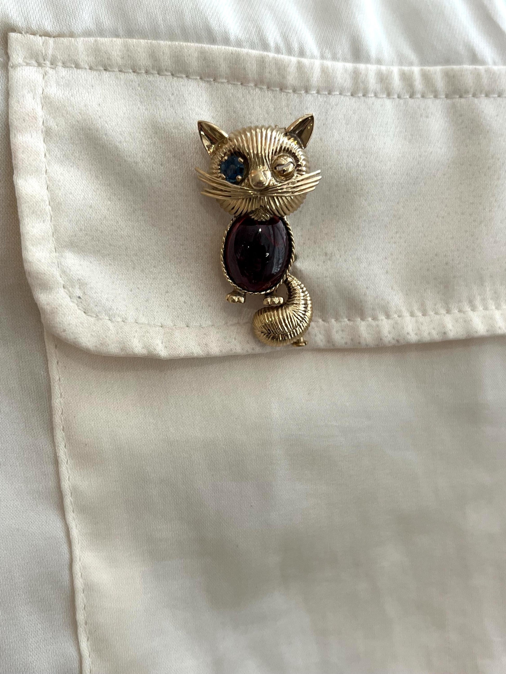 Vintage 14ct Yellow Gold Sapphire and Garnet Cat Brooch, Circa 1970