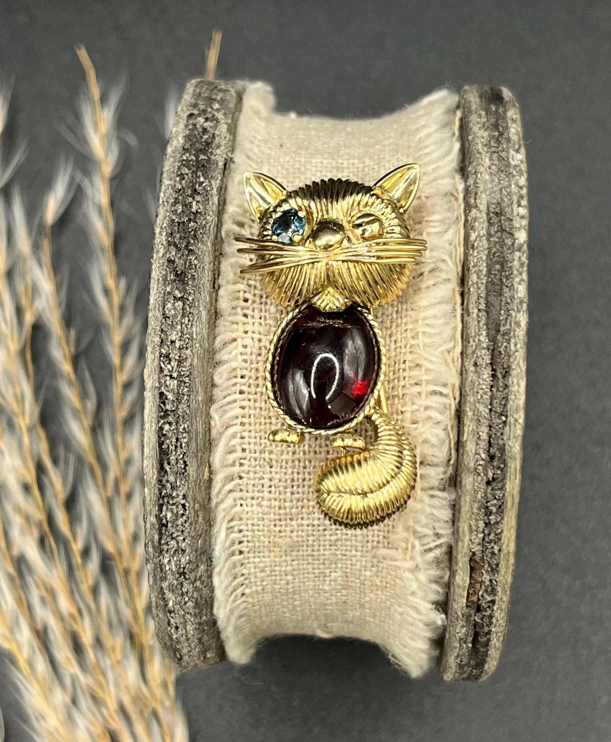 Vintage 14ct Yellow Gold Sapphire and Garnet Cat Brooch, Circa 1970