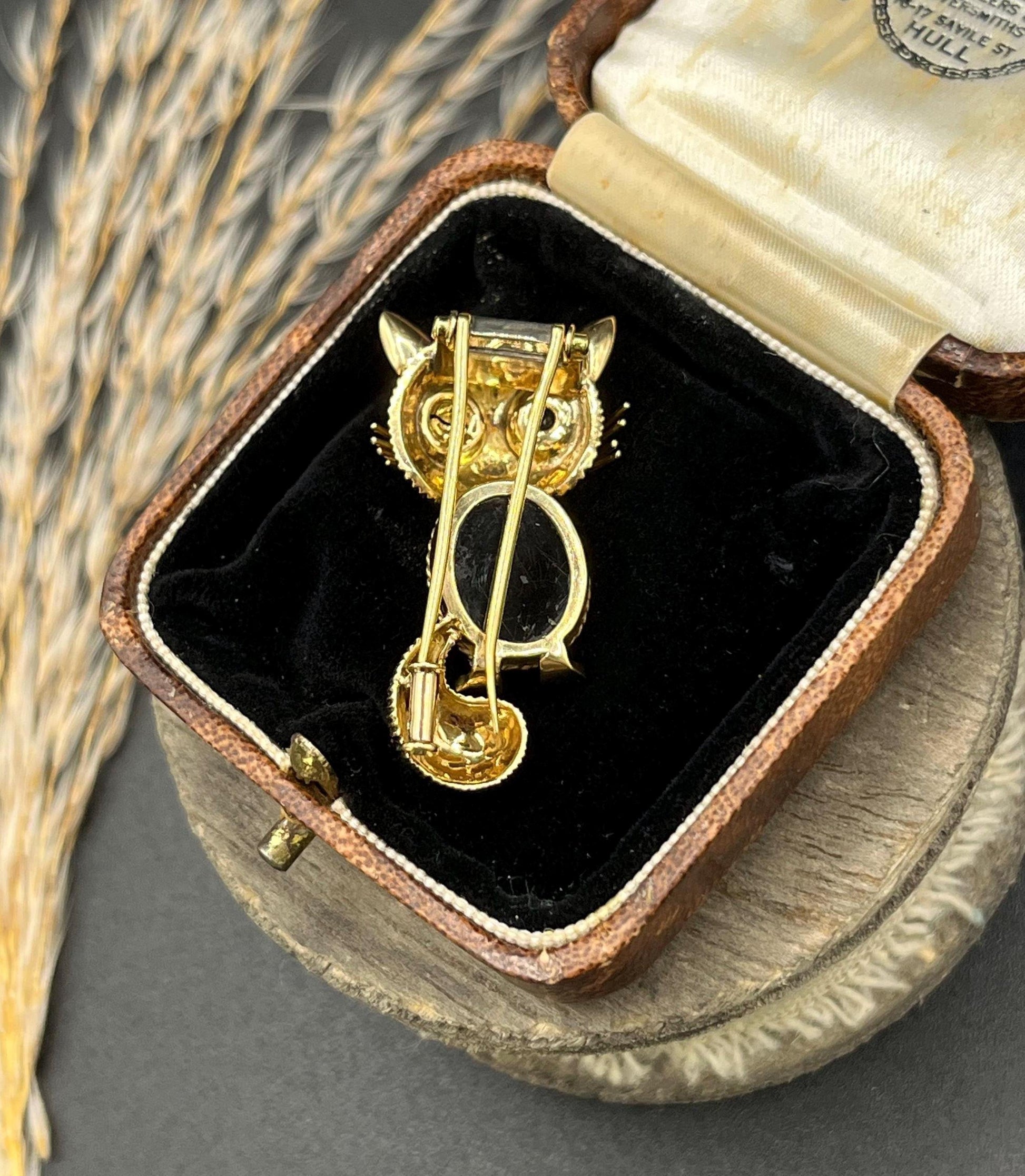 Vintage 14ct Yellow Gold Sapphire and Garnet Cat Brooch, Circa 1970