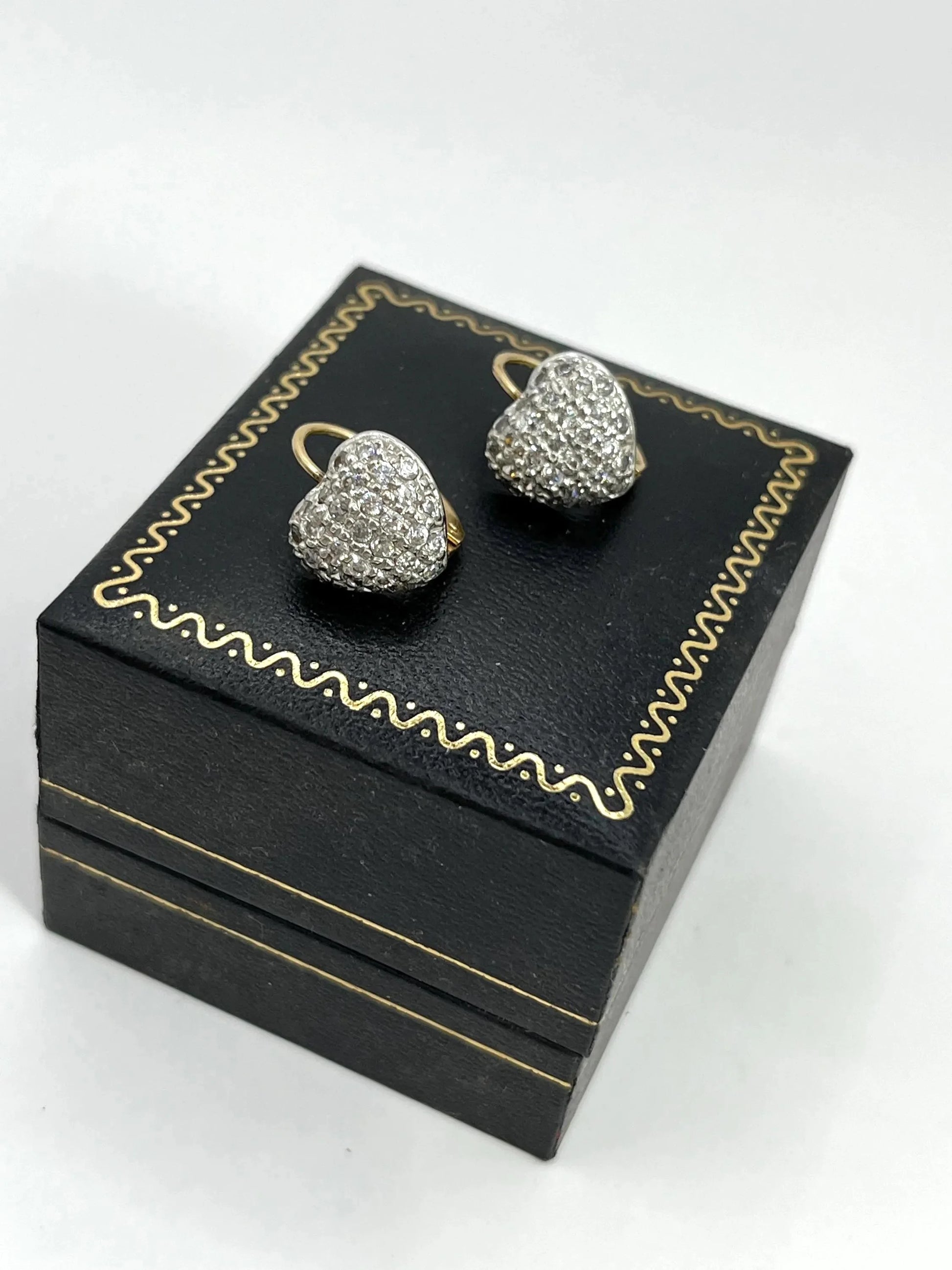 18 Carat White Gold Diamond Heart Shaped Earrings, 1.00 Carat