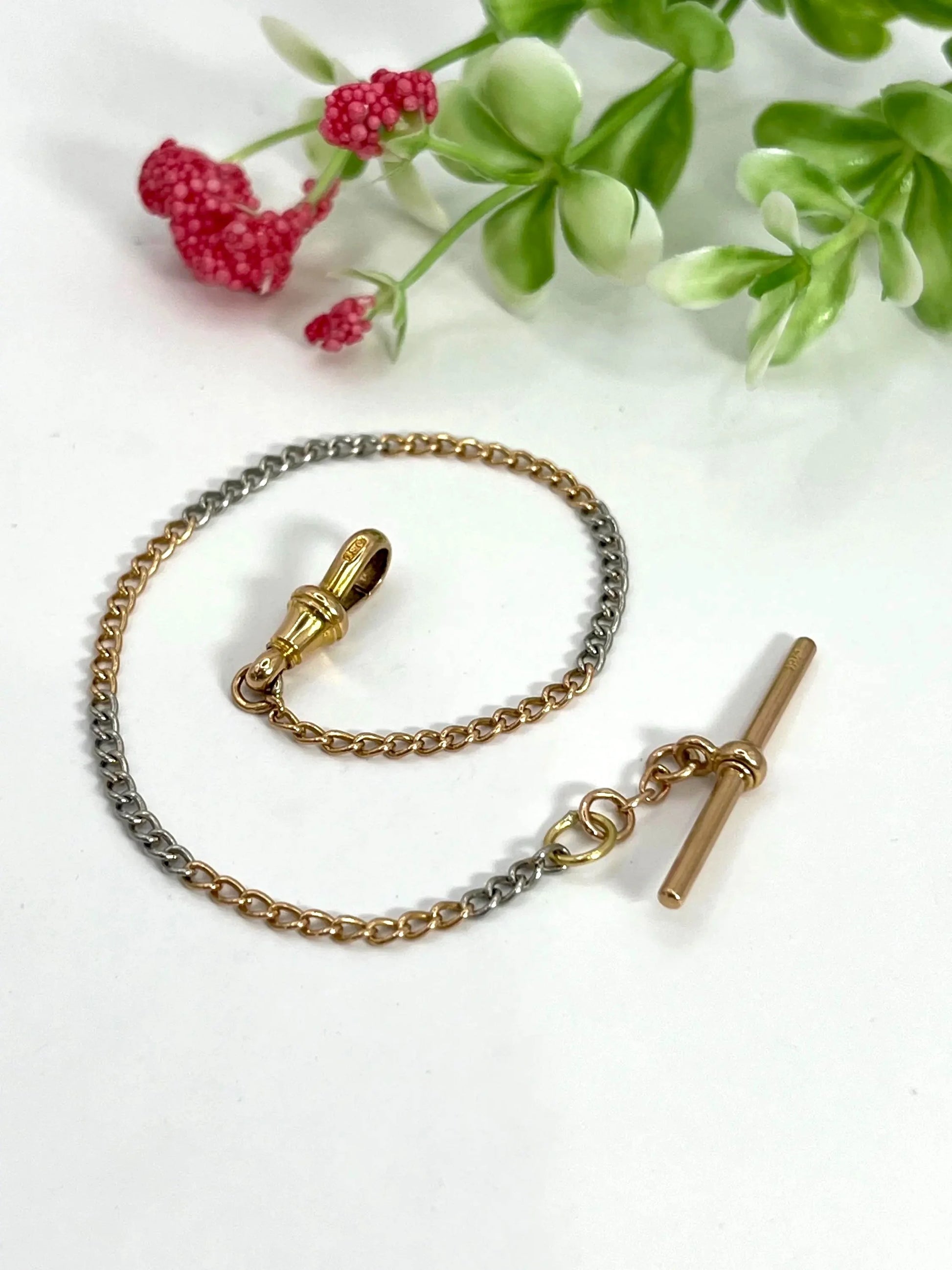 Antique 18 Carat Yellow Gold and Platinum Curb Link Bracelet with T-Bar, Circa 1910