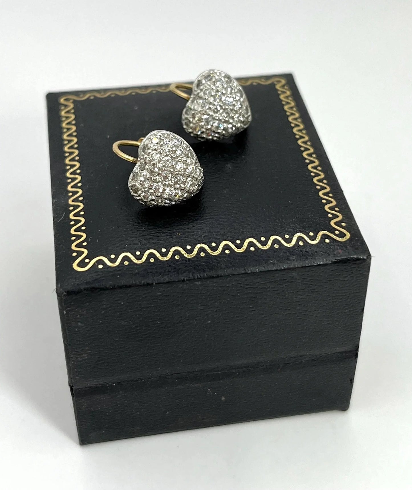 18 Carat White Gold Diamond Heart Shaped Earrings, 1.00 Carat