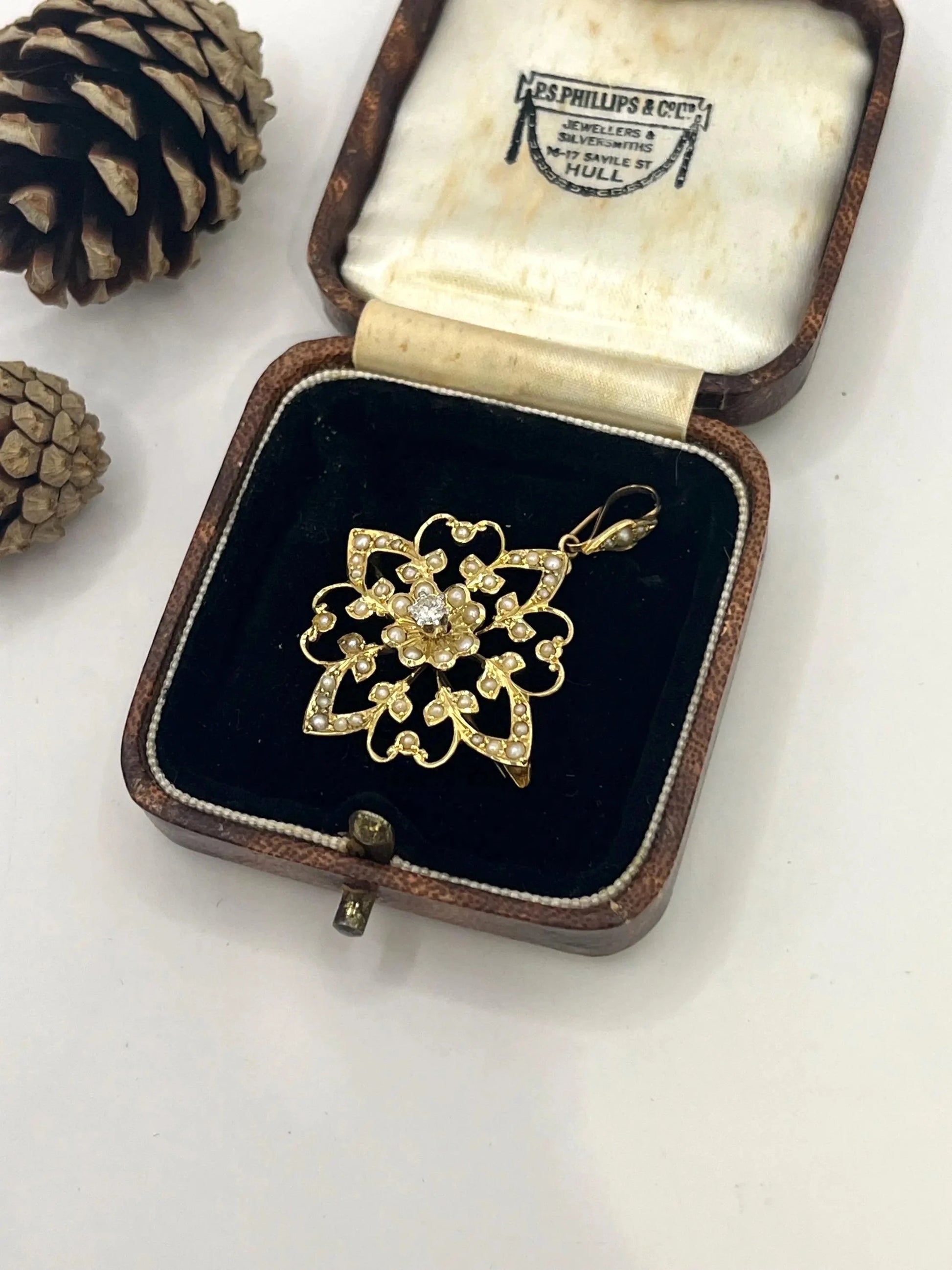 Edwardian 15 Carat Yellow Gold Diamond and Seed Pearl Pendant/Brooch, Circa 1910