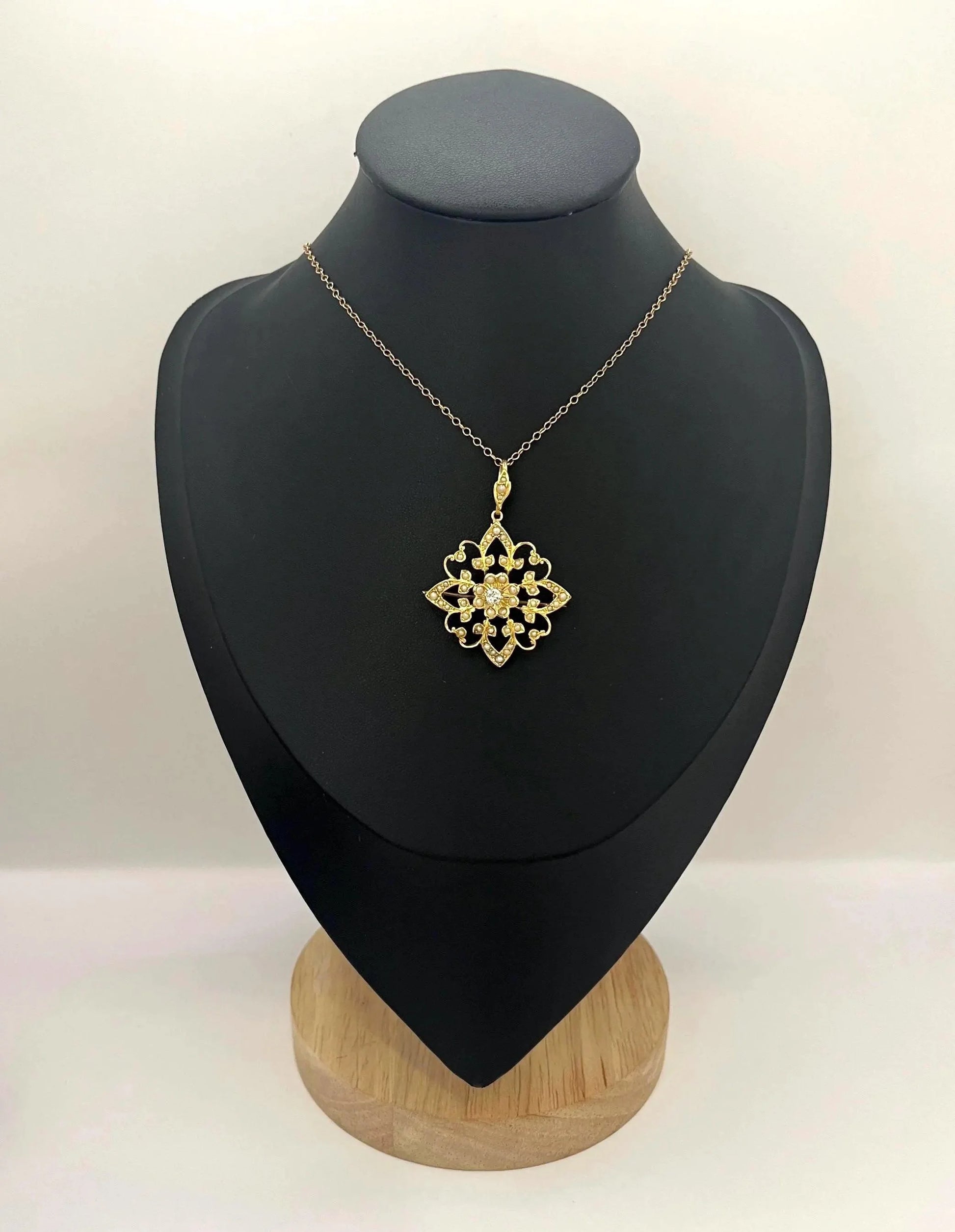 Edwardian 15 Carat Yellow Gold Diamond and Seed Pearl Pendant/Brooch, Circa 1910