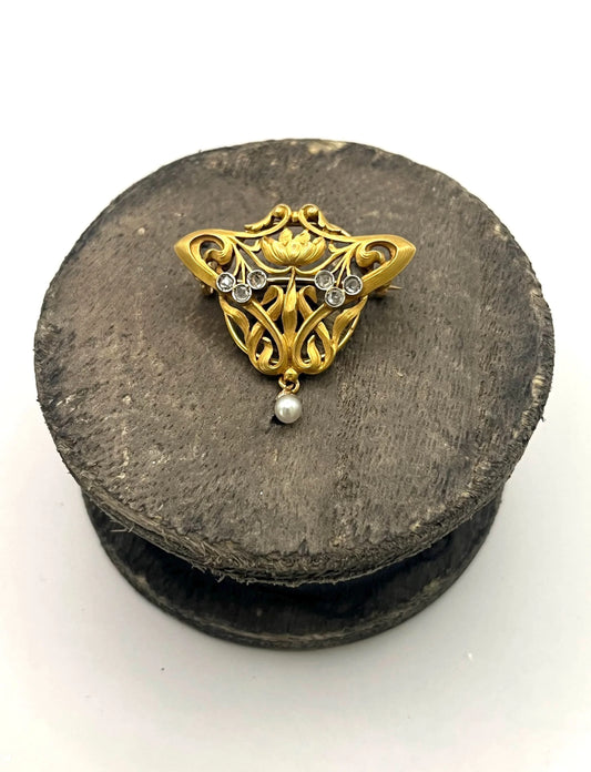 Antique Art Nouveau French 18 Carat Yellow Gold, Diamond And Pearl Brooch
