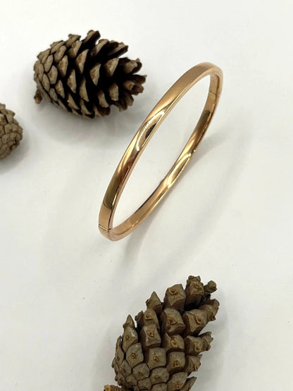 Vintage 1980's 18 Carat Rose Gold, Plain Hinged Bangle