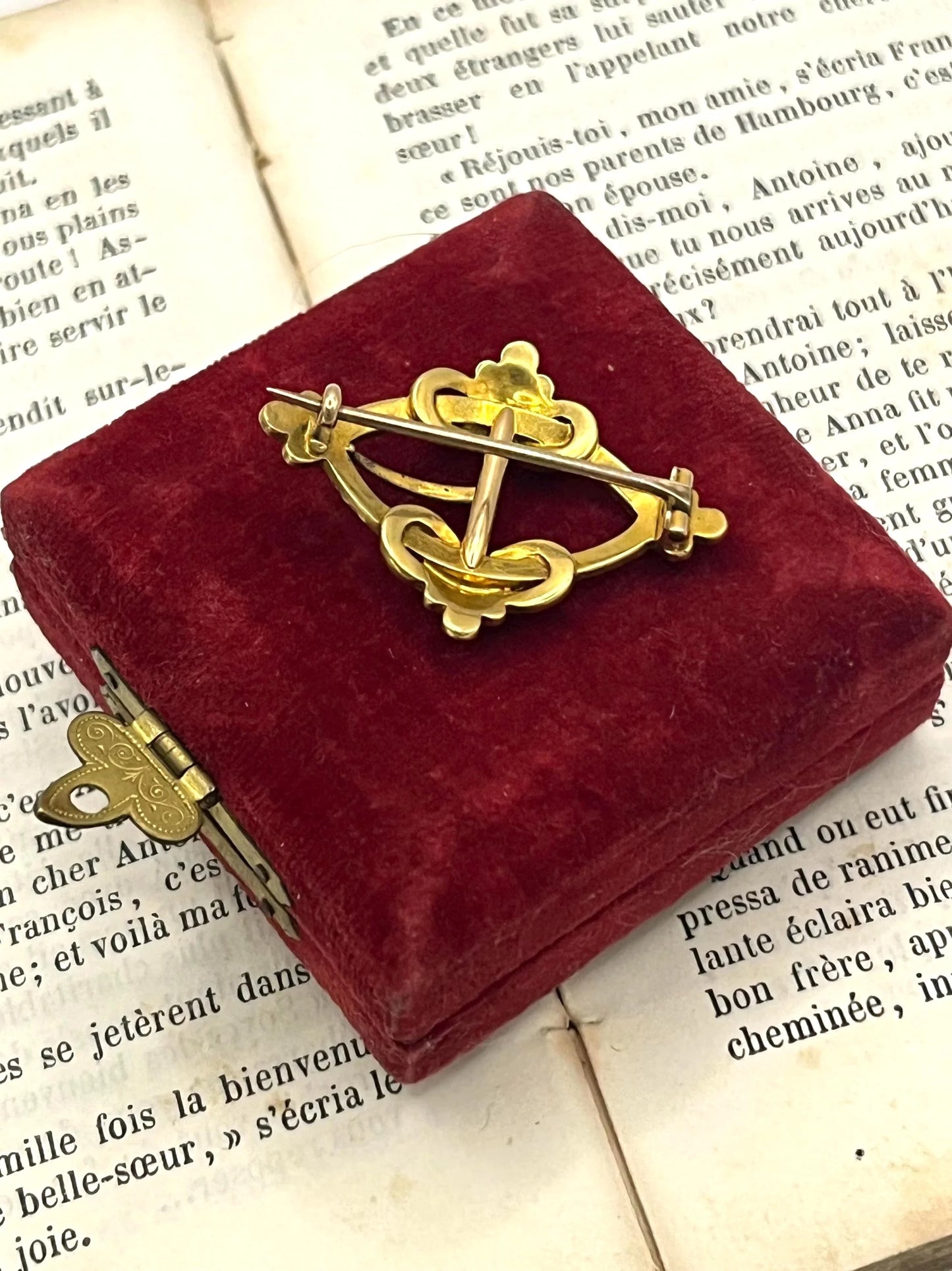 Edwardian 15 Carat Gold Turquoise and Pearl Buckle Brooch, Circa 1900