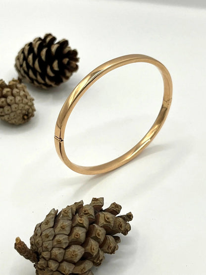 Vintage 1980's 18 Carat Rose Gold, Plain Hinged Bangle