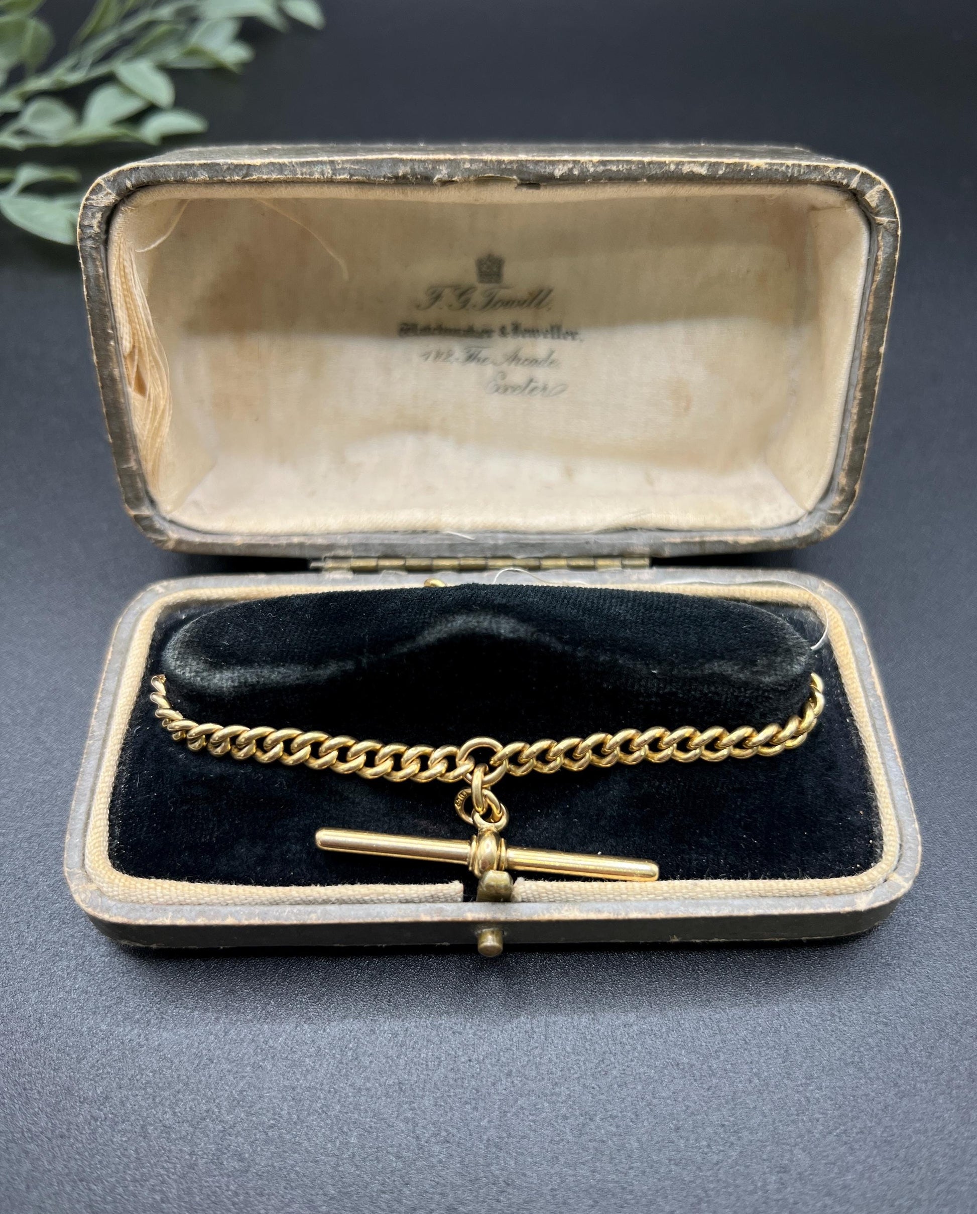 Antique 18ct Yellow Gold, Victorian Curb Link Albert Bracelet