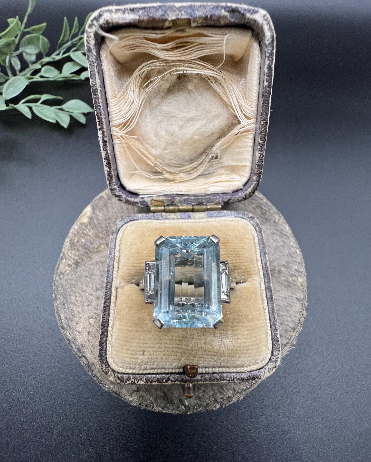 Antique 18ct White Gold, 1920s 10 Carat Aquamarine & Baguette Diamond Ring