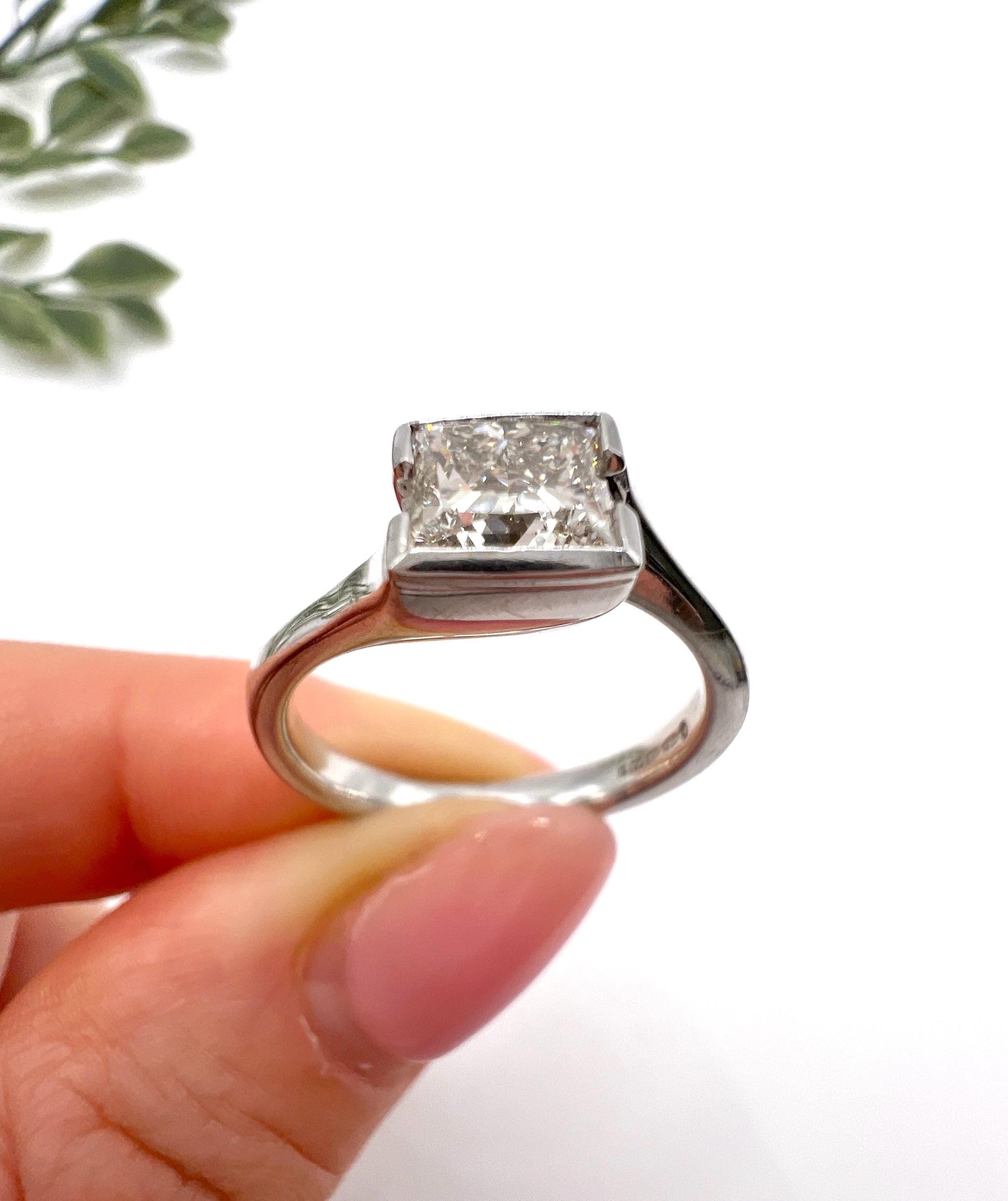 Vintage 18ct White Gold, Princess Cut Diamond Single Stone Engagement Ring