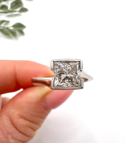 Vintage 18ct White Gold, Princess Cut Diamond Single Stone Engagement Ring