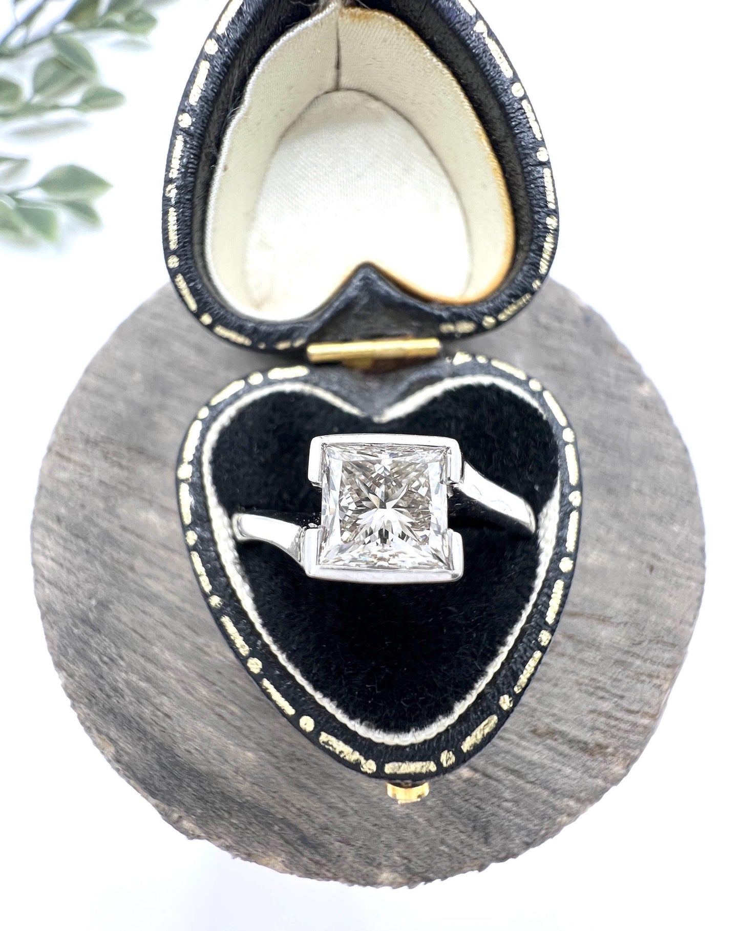 Vintage 18ct White Gold, Princess Cut Diamond Single Stone Engagement Ring