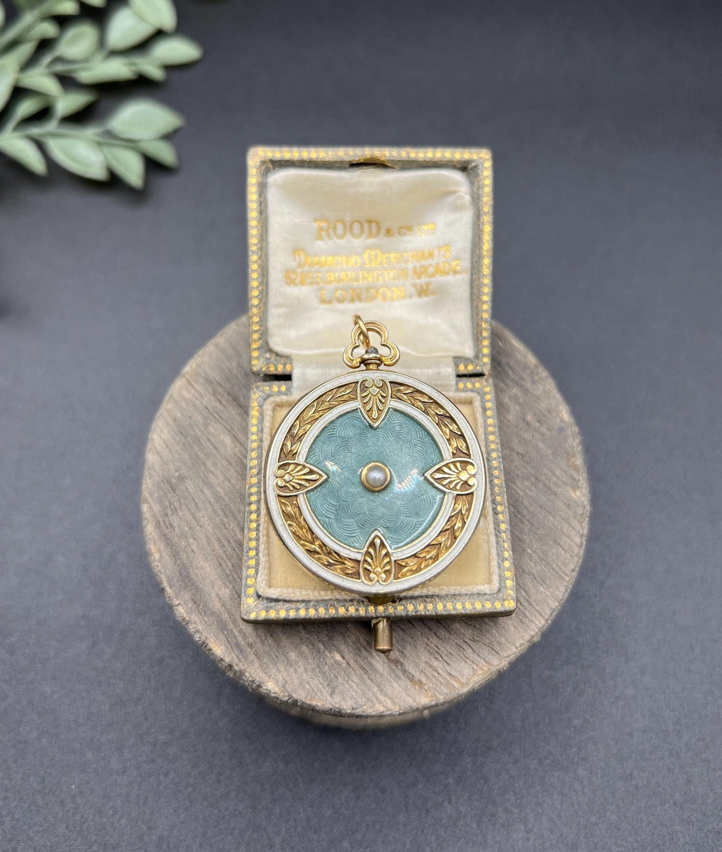 Antique 15ct Yellow Gold, 1920s Guilloche Enamel Round Locket