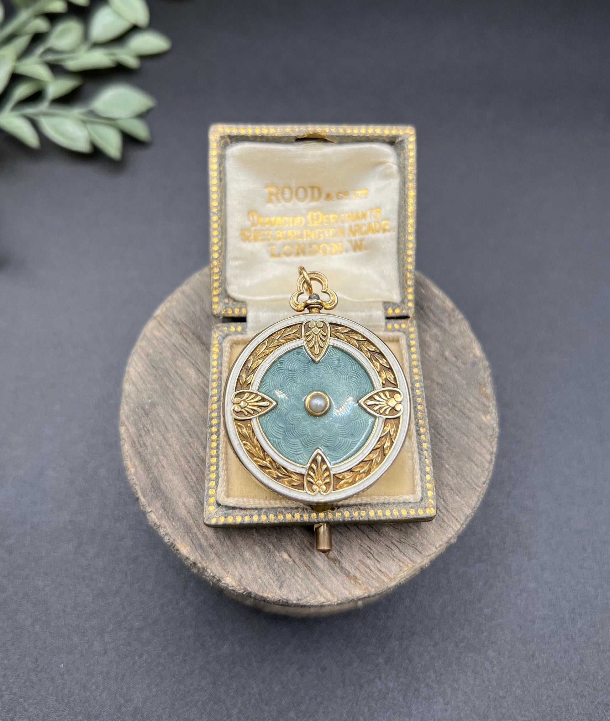 Antique 15ct Yellow Gold, 1920s Guilloche Enamel Round Locket
