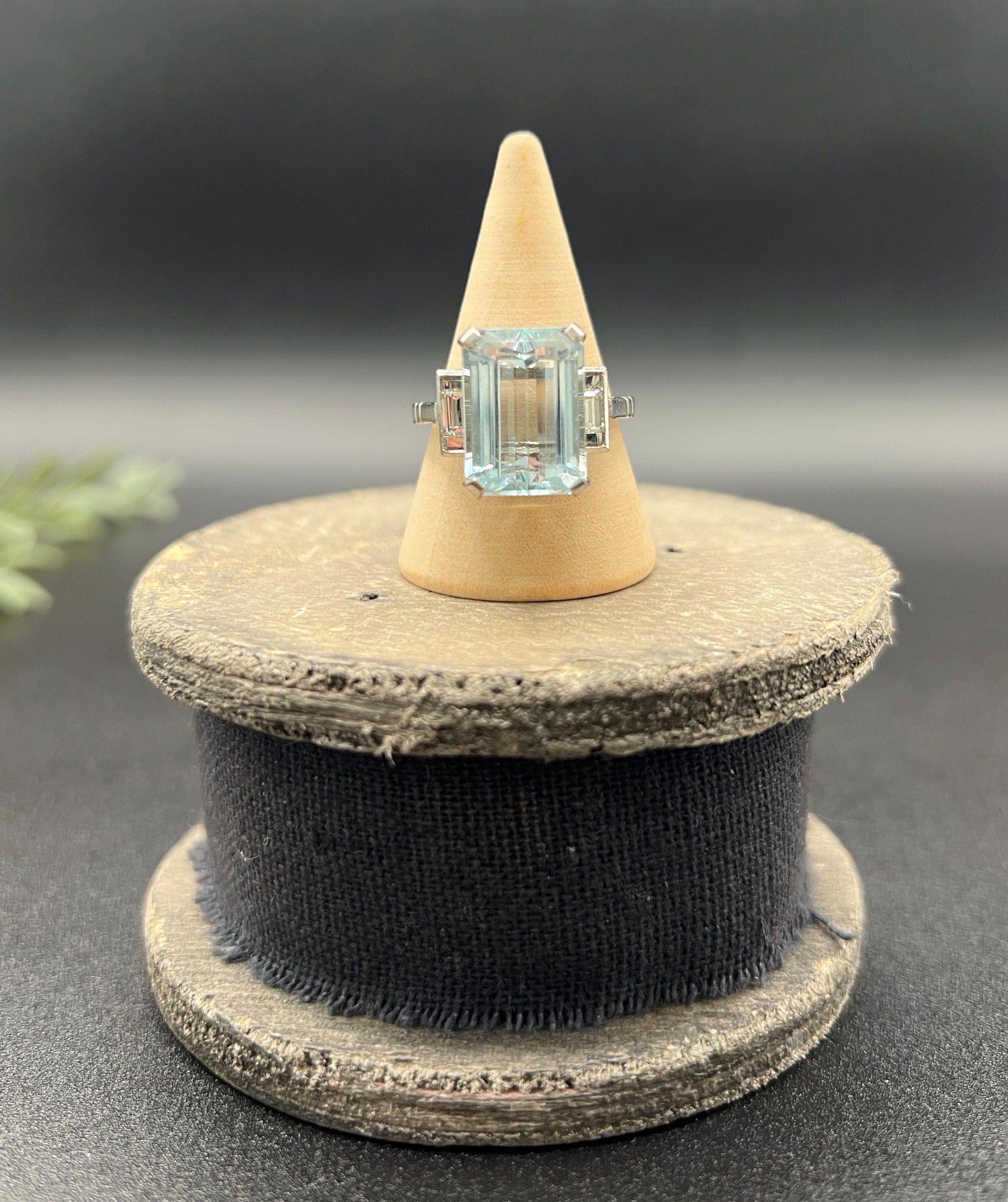 Antique 18ct White Gold, 1920s 10 Carat Aquamarine & Baguette Diamond Ring