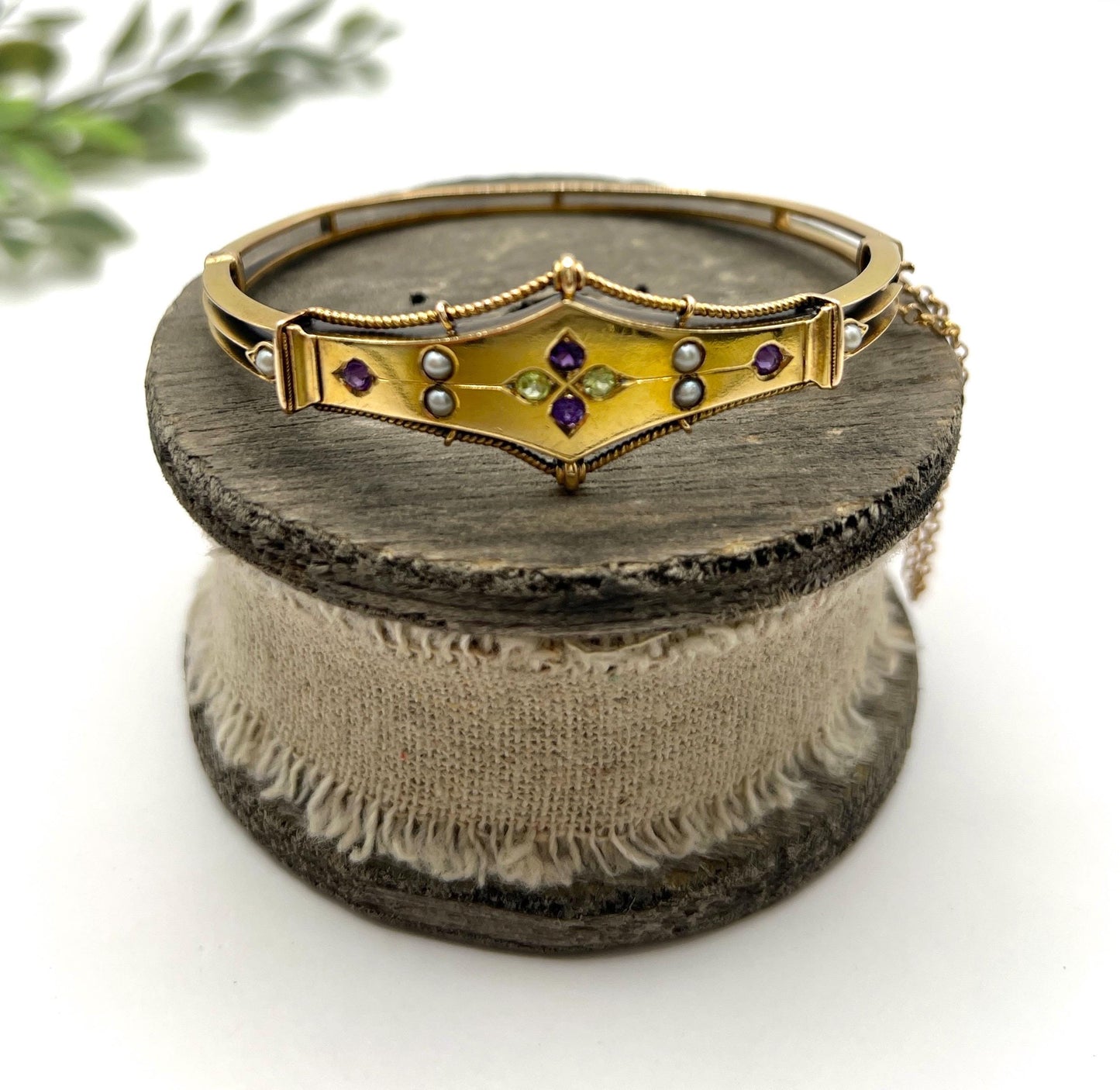 Antique 15ct Gold, Edwardian Peridot, Amethyst & Pearl Suffragette Bangle