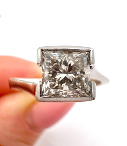 Vintage 18ct White Gold, Princess Cut Diamond Single Stone Engagement Ring