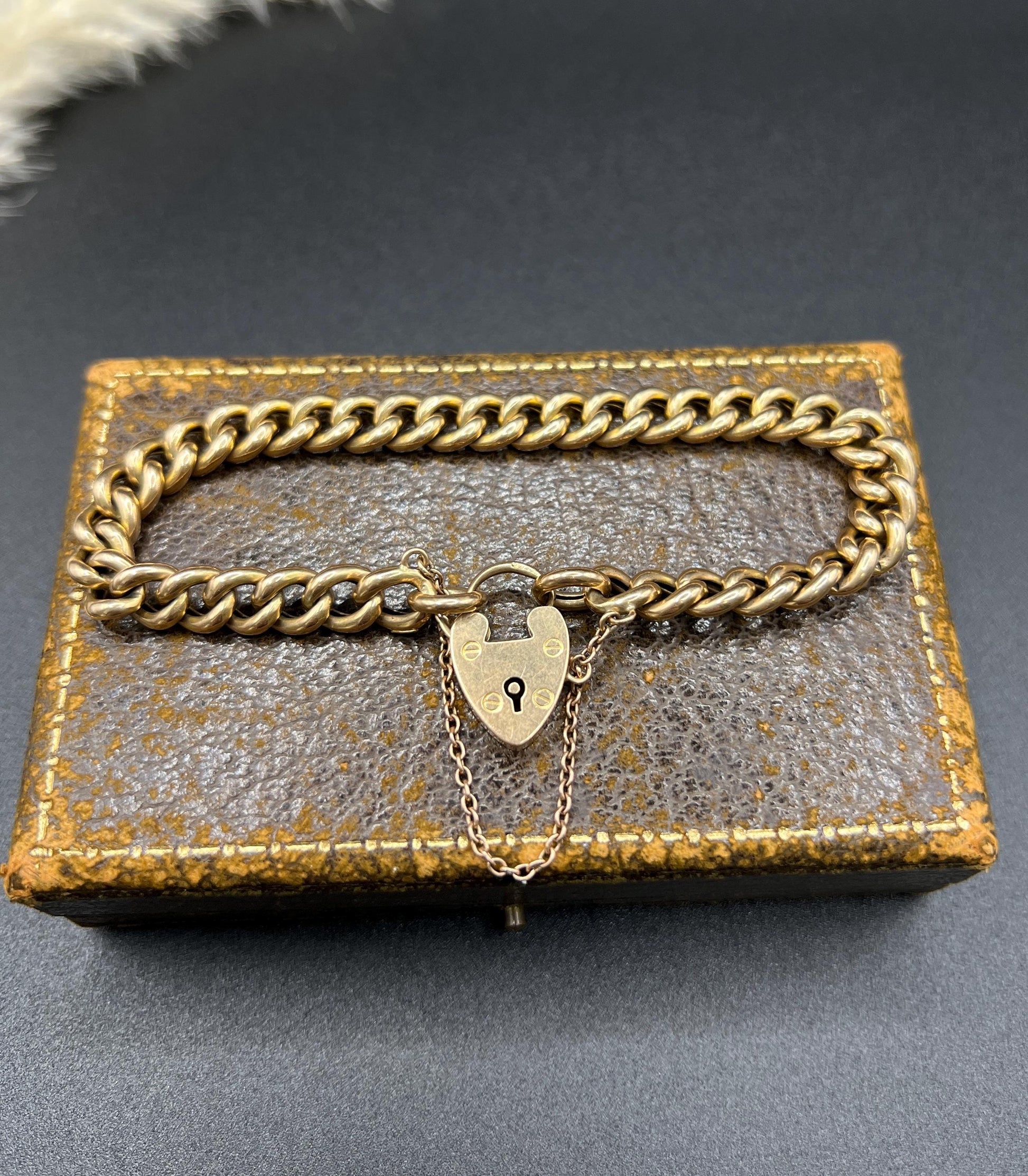 Antique 15ct Yellow Gold, Victorian Curb Link Bracelet with Heart Padlock Clasp, Birmingham 1898
