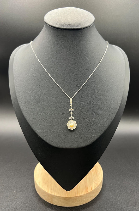 Antique 18ct Gold & Platinum, Edwardian Diamond and Pearl Daisy Pendant Necklace