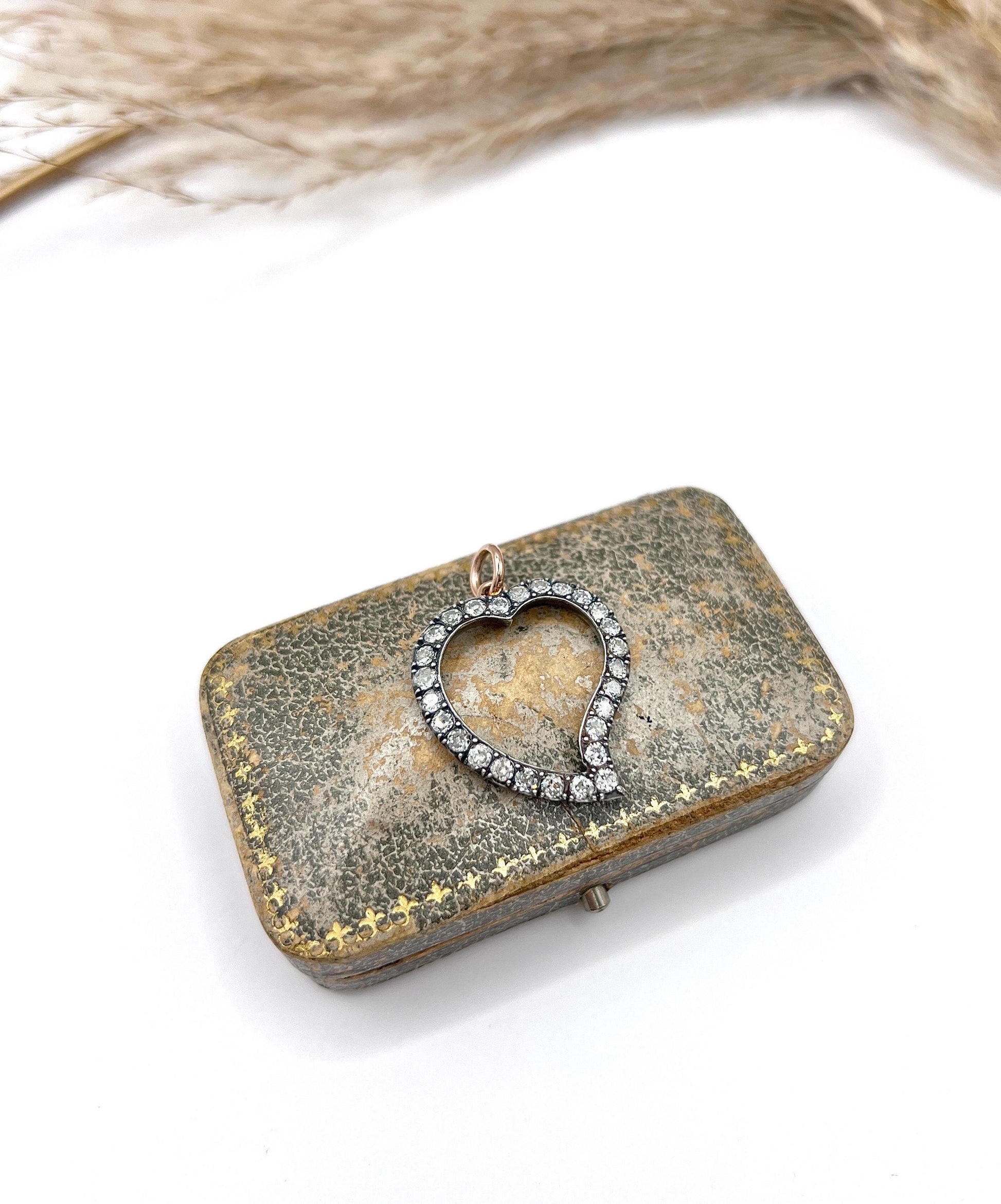 Antique 18ct Gold & Silver French Stamped, Victorian Diamond Witches Heart Pendant