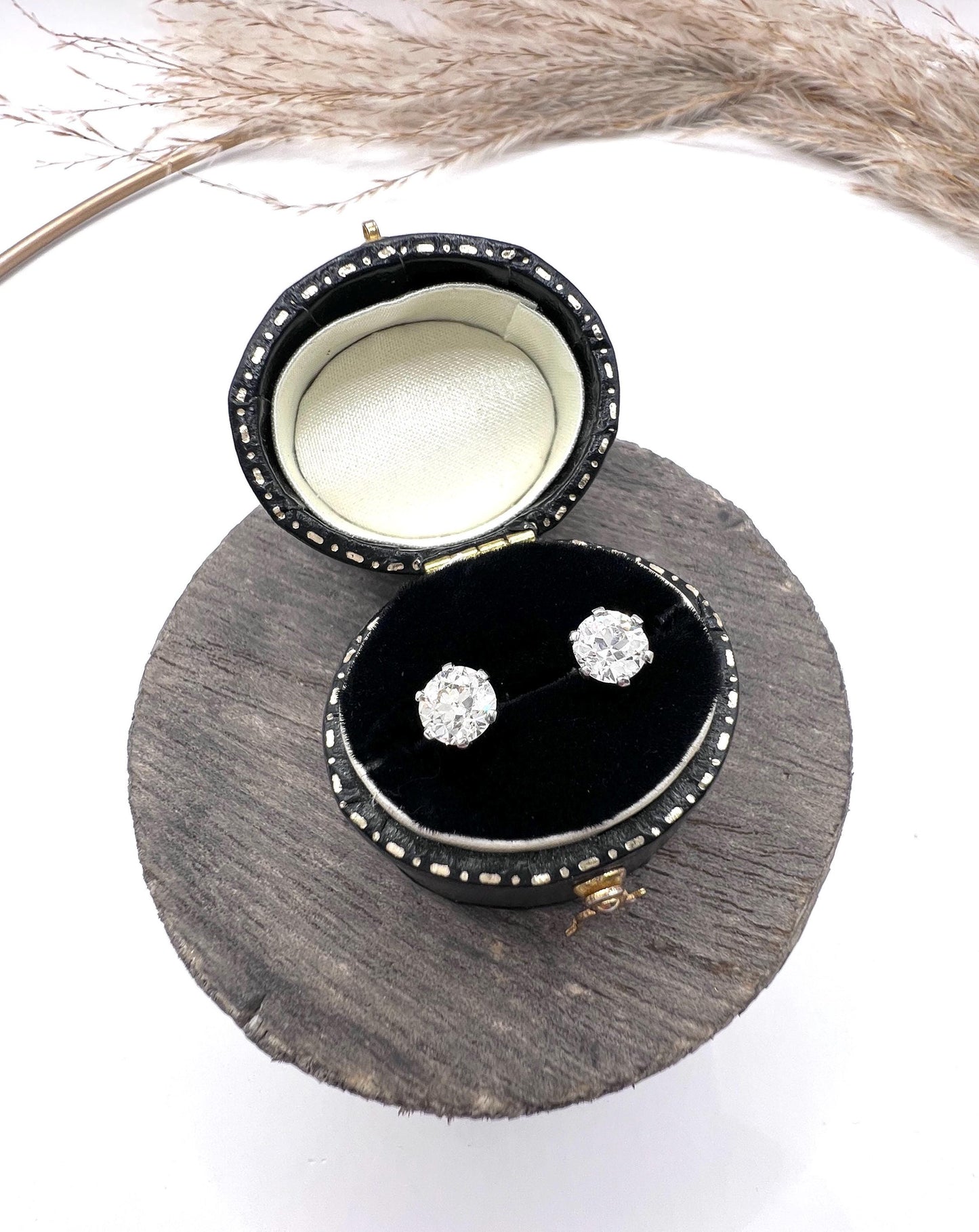 Vintage 1930s Platinum Stamped, 1.05 Carat Diamond Stud Earrings