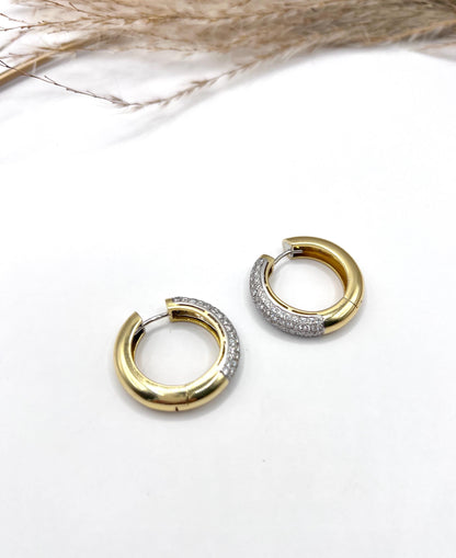 Vintage 18ct Yellow Gold Pavé Diamond Huggies Hoop Earrings