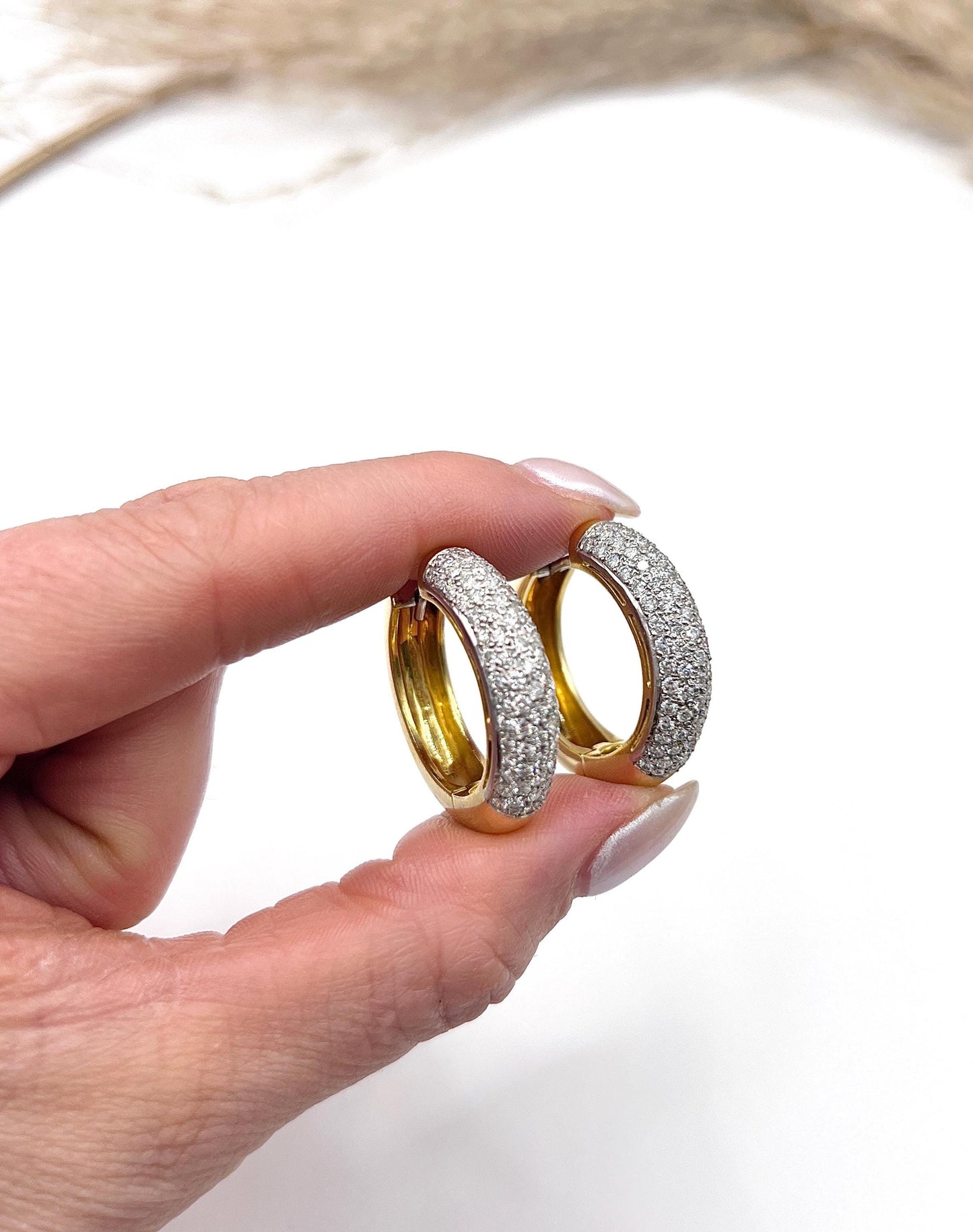 Vintage 18ct Yellow Gold Pavé Diamond Huggies Hoop Earrings
