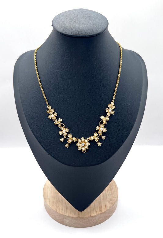 Antique 15ct Yellow Gold, Edwardian era Floral Pearl Necklace