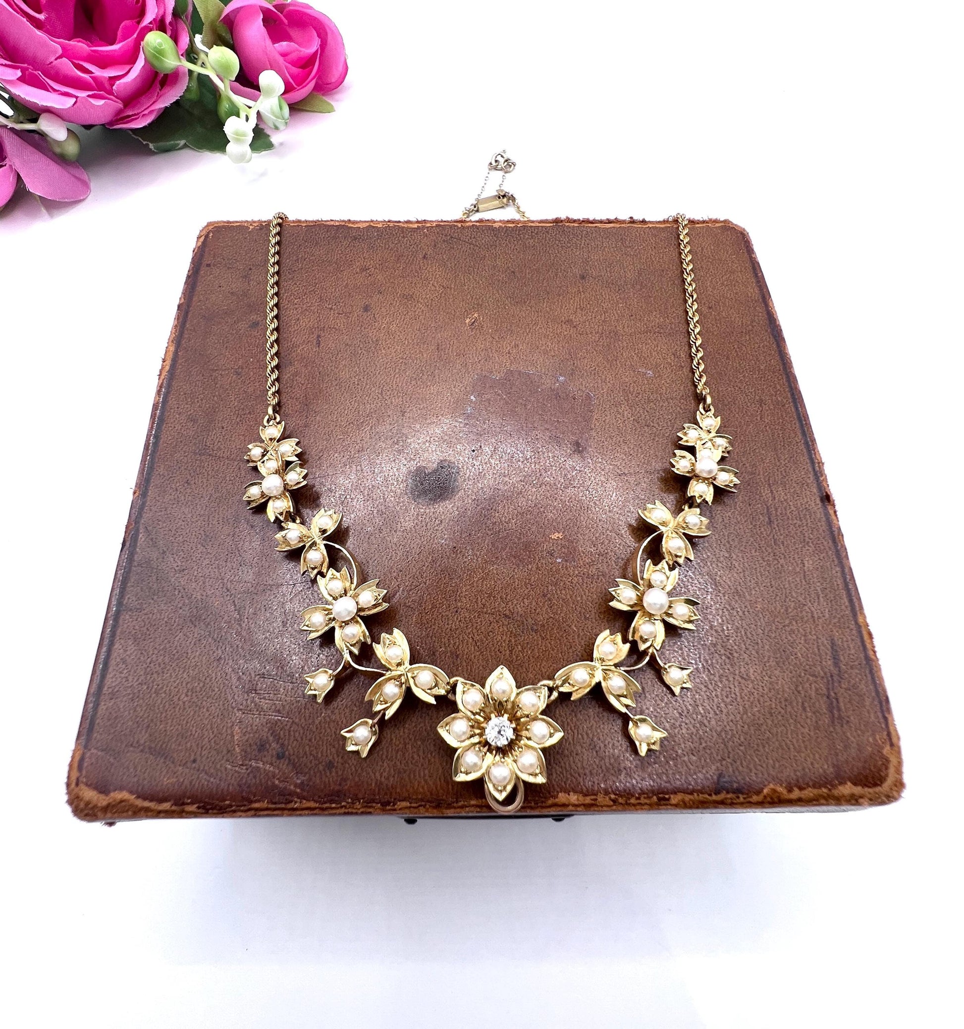 Antique 15ct Yellow Gold, Edwardian era Floral Pearl Necklace