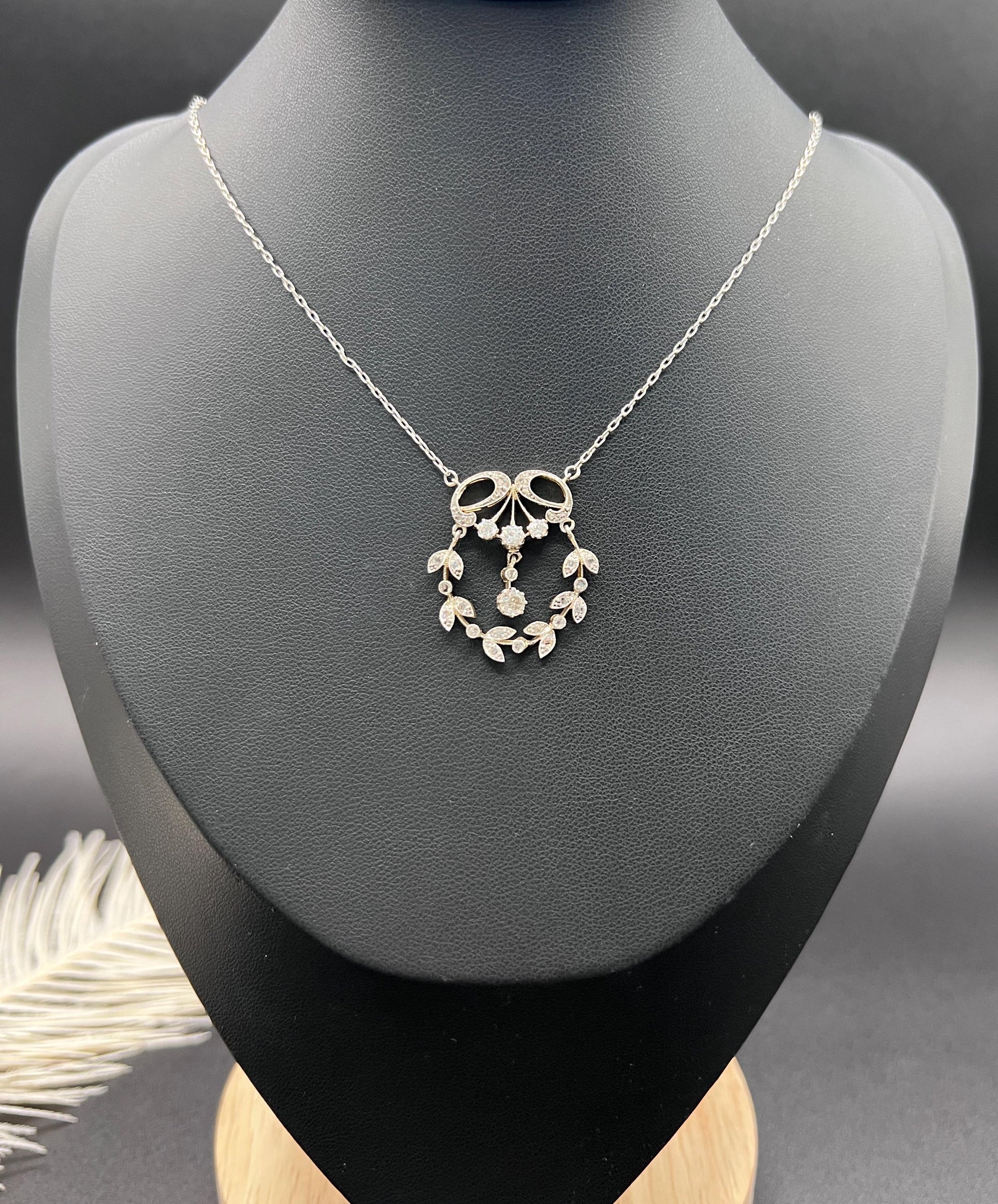 Antique 18ct Gold & Platinum, Edwardian Diamond Floral Pendant Necklace