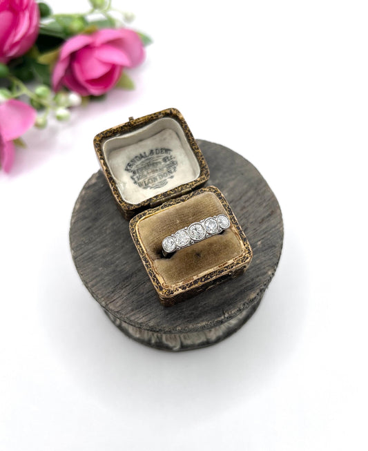 Antique 18ct White Gold, Edwardian 5 Stone Diamond Ring