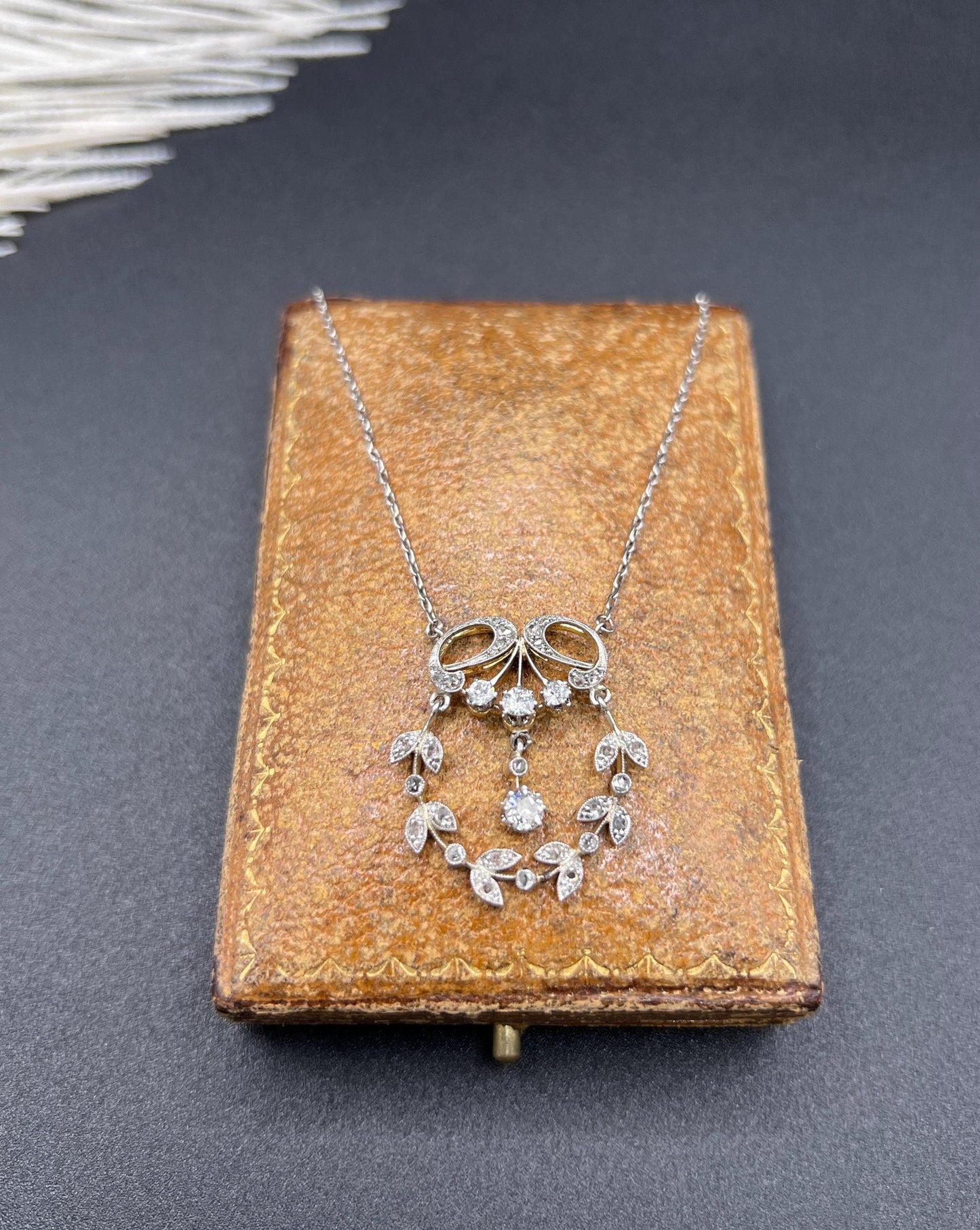 Antique 18ct Gold & Platinum, Edwardian Diamond Floral Pendant Necklace